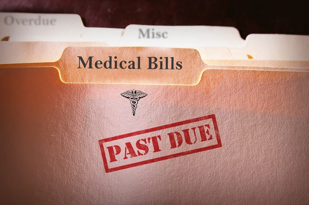 Can You Defer Medical Bills While a Personal Injury Case Is in Progress?