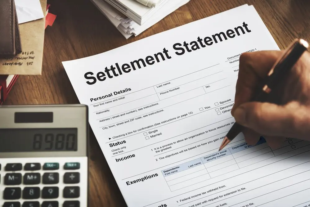 I’ve Been Offered a Settlement: Do I Still Need a Lawyer?